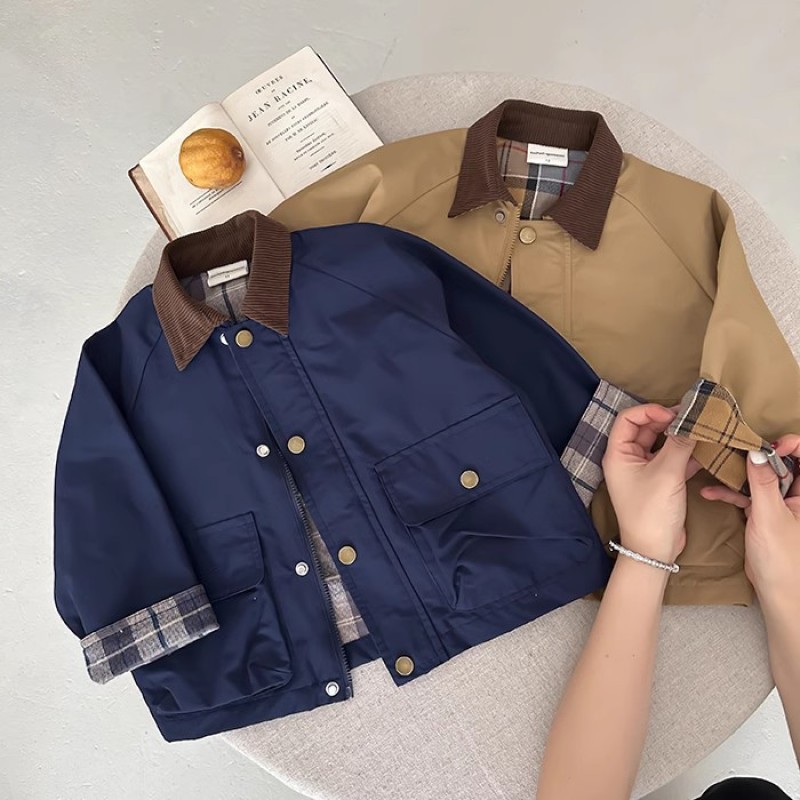 Chaqueta de primavera para niños 2025 nueva chaqueta de color en contraste para niños, chaqueta de herramientas para bebés de moda de algodón puro, estilo occidental femenino