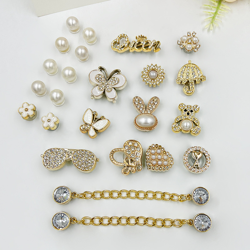 Cross-Border Hot-Selling European and American Style Light Luxury Full Diamond Sunglasses, Clogs, DIY Accessories, Detachable Shoe Buckles, Loose Parts Wholesale Cross-Border Hot-Selling European and American Style Light Luxury Full Diamond Sunglasses, Clogs, DIY Accessories, Detachable Shoe Buckles, Loose Parts Wholesale