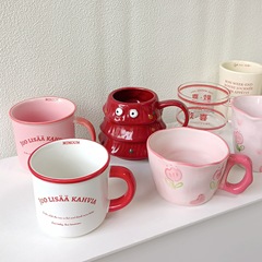 クリスマスカップお土産レッドセラミックカップマグコーヒーカップかわいい高温耐性電子レンジ対応ウォーターカップ