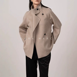 女式毛呢外套;休闲裤;女式羊绒外套