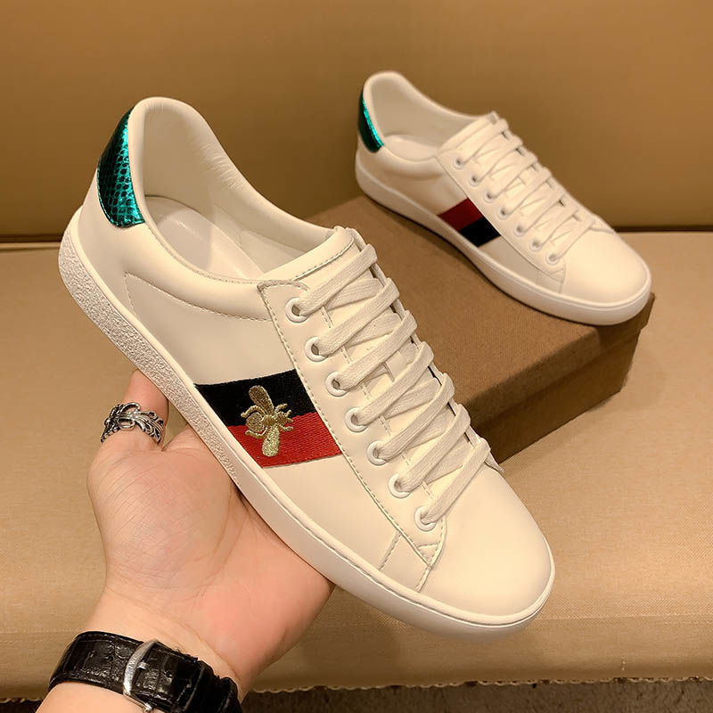 Fugucci Embroidered Genuine Leather Little Bee White Sneakers for Men and Women, First-Layer Soft Cowhide Casual Sneakers, 2026 New Trendy Model Fugucci Embroidered Genuine Leather Little Bee White Sneakers for Men and Women, First-Layer Soft Cowhide Casual Sneakers, 2026 New Trendy Model