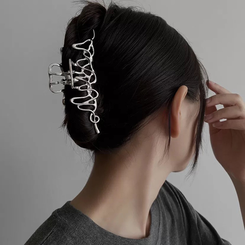Silver Metal Hair Clip Large Volume Hair Claw Shark Clip High-End Korean Hair Accessory Barrette