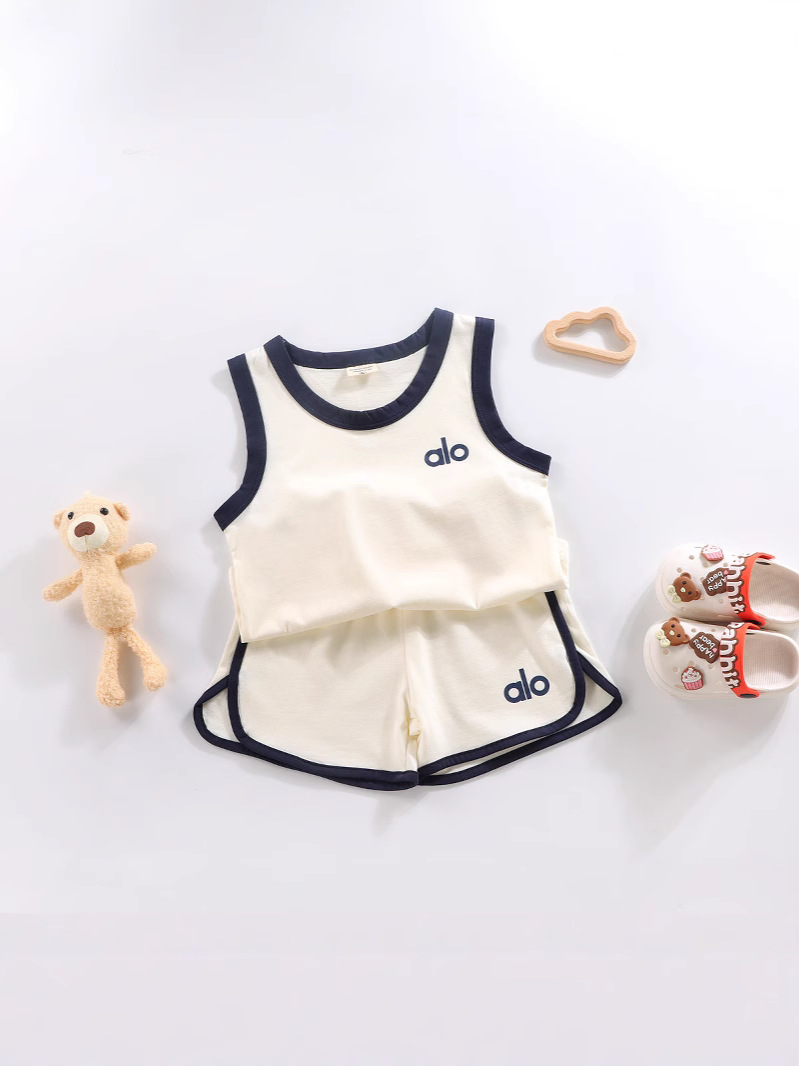 Procesamiento de chalecos personalizados para niños 2025, nuevos pantalones cortos de verano para niños y niñas para bebés deportivos casuales de dos piezas