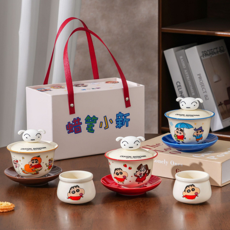Crayón pequeño nuevo juego de té doméstico 2025 nuevo tazón de té de cerámica caja de regalo de alto valor de cara para un tazón de taza de té
