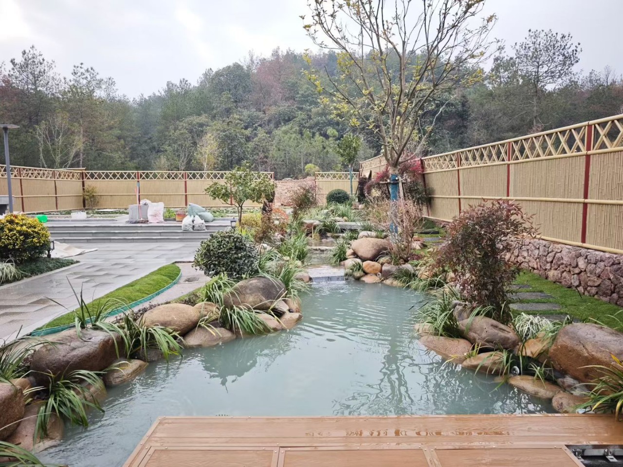 仿真塑料竹篱笆竹栏栅竹子竹板竹排竹片阻燃防明火源头厂欢迎验厂