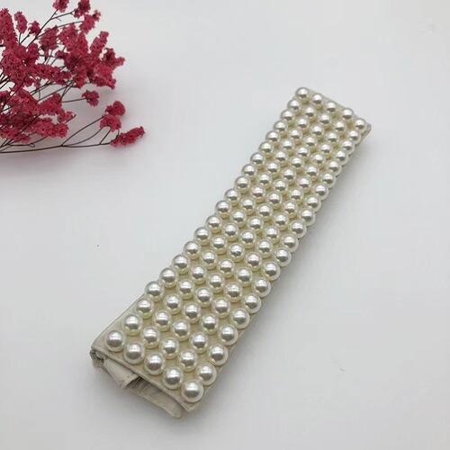 Manufacturer of professional fake collars, hand-nailed pearl fake collars for women, versatile trendy accessories, fake collar small items