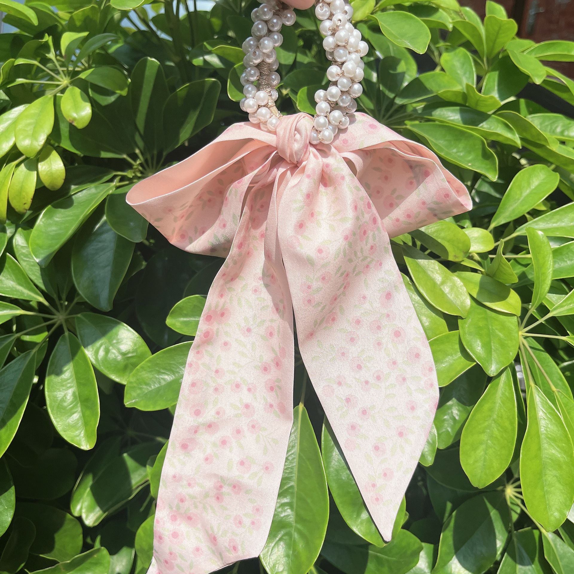Banda de pelo de bufanda de seda para mujer corbata de pelo fino de verano de perlas cinta de arco Hada cuerda de pelo de todo fósforo estilo coreano accesorios para el cabello al por mayor