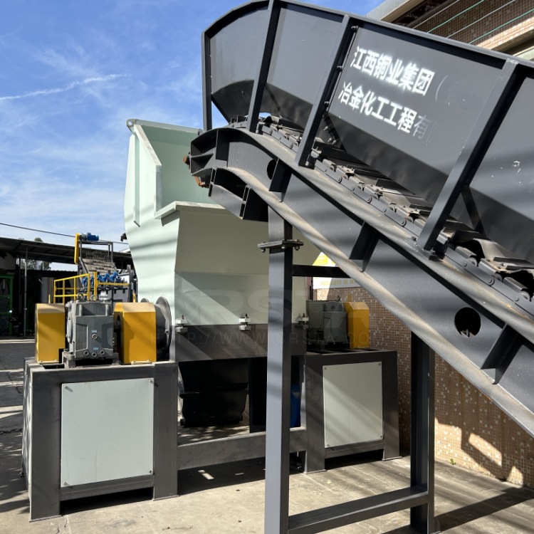 PP废旧矿粉袋回收清洗设备，废料污泥袋处理破碎清洗设备
