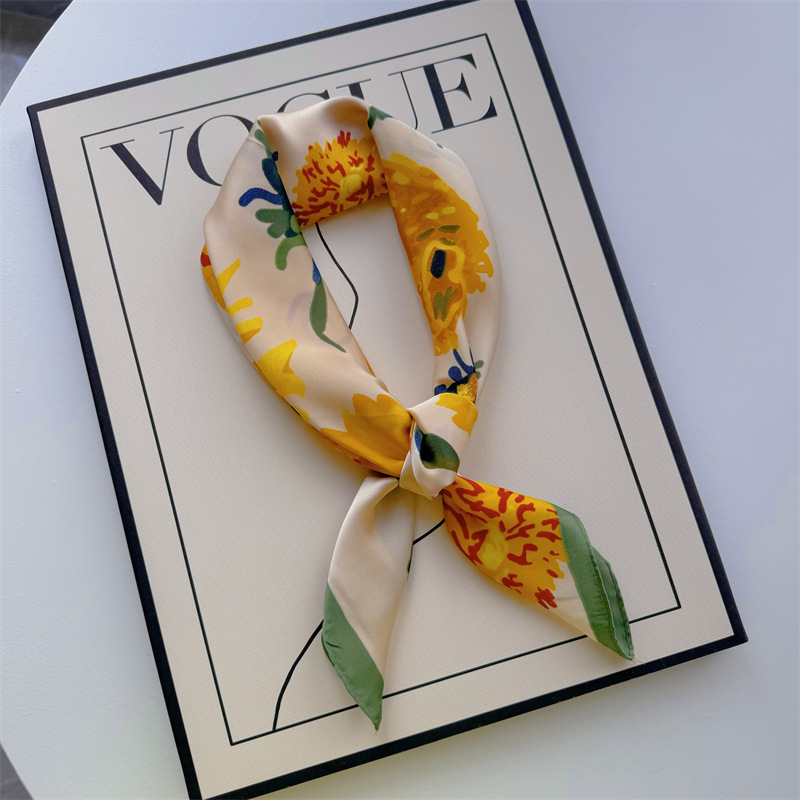 Bufandas de seda para mujeres primavera y otoño bufandas de moda para mujeres bufandas de cuello para maestros y empleados regalos de impresión de lujo ligero