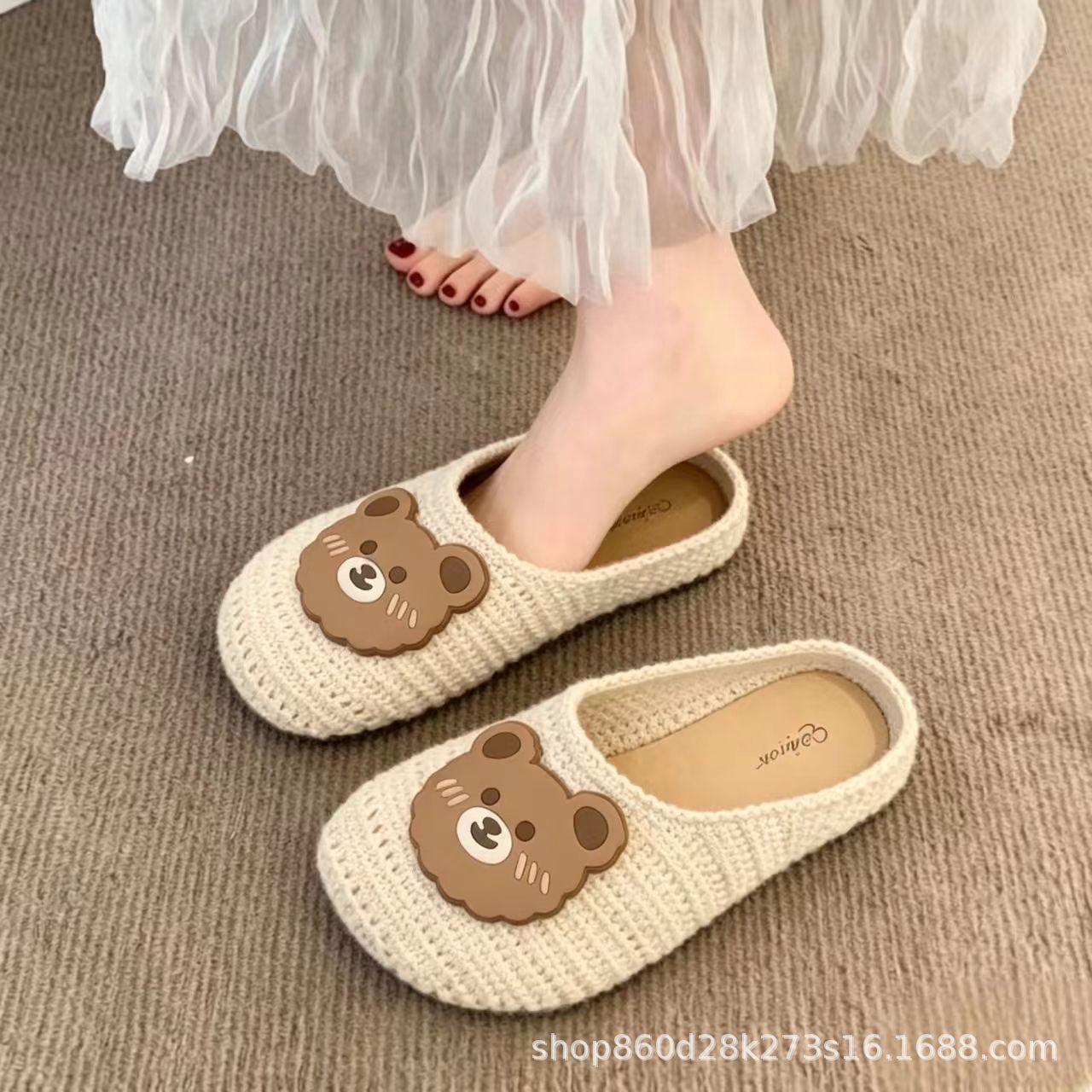 Cartoon cute lightweight comfortable women's slippers