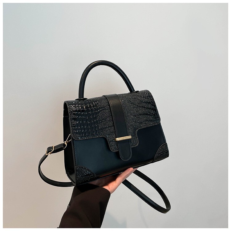 2025 Summer New Fashion Women's Handbag, High-End and Stylish Shoulder Bag, Unique Texture Crossbody Bag