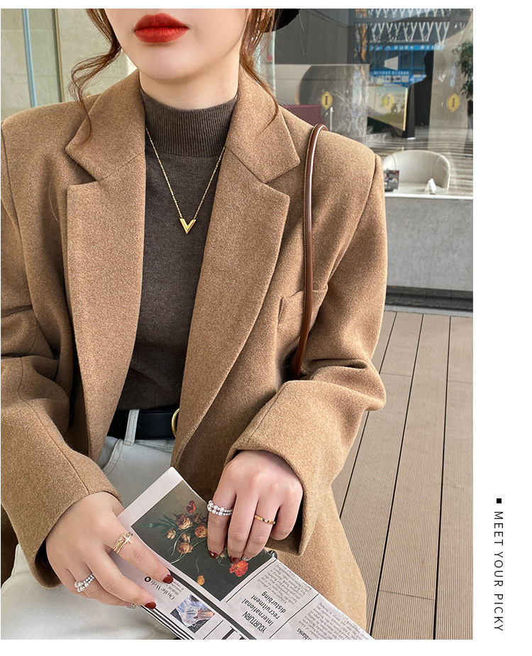 商品详情图_半高领打底衫女内搭秋冬洋气毛衣2022新款白色羊