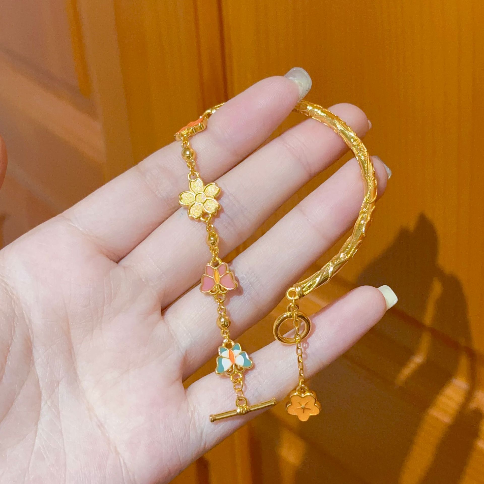 Pulsera de cuentas oro esmalte mariposa estilo palacio retro antiguo_voghion.com