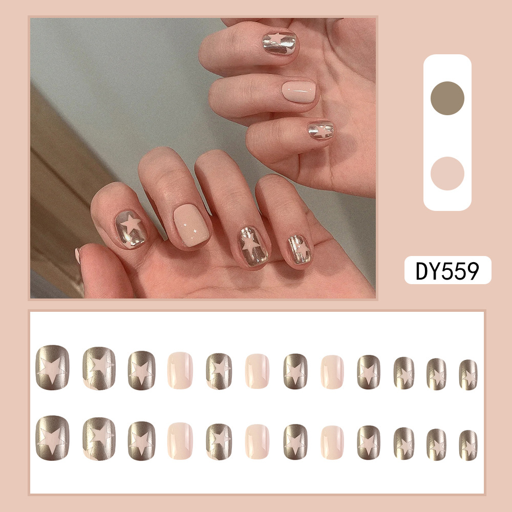 Color transfronterizo dulce y fresco desgaste de uñas polvo desnudo de plata metálica personalidad de manicuría estrella de moda parche de uñas