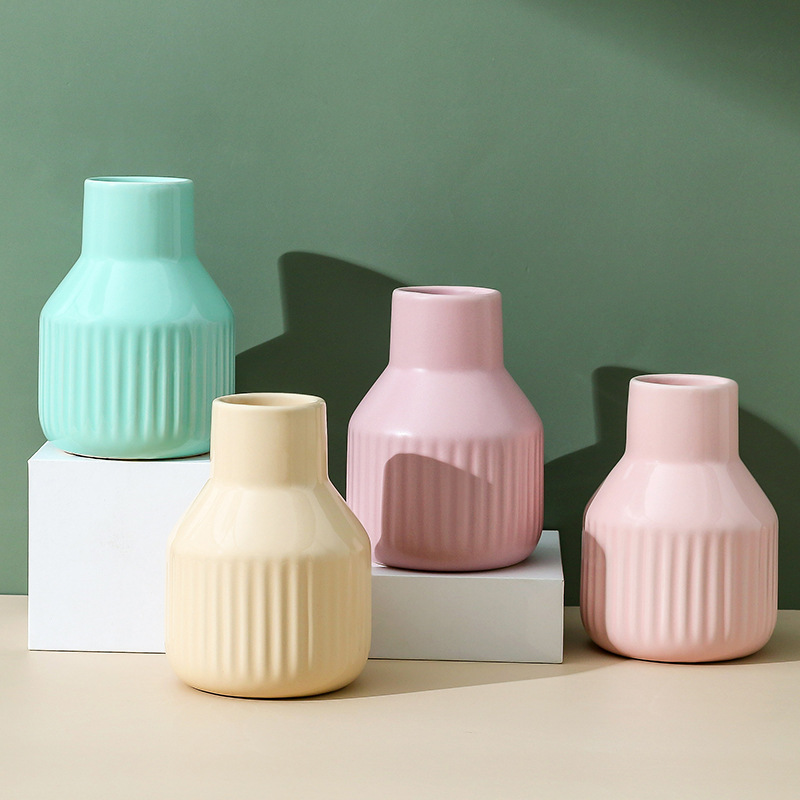 New Art Nordic Minimalist Ceramic Vase Creative Small Dry Flower Arrangement Vase Home Living Room Mini Vase Decor