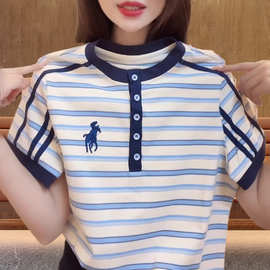 超好看独特漂亮短袖t恤女2025新款夏季条纹撞色小马刺绣百搭上衣