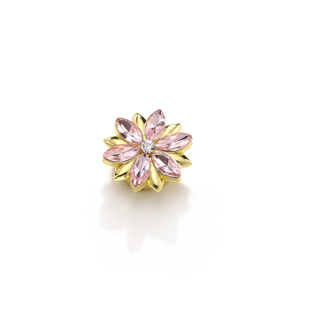 Украшение для рубашки (button cover), стразы и жемчуг, акцент 14k, клипса, 9 дизайнов