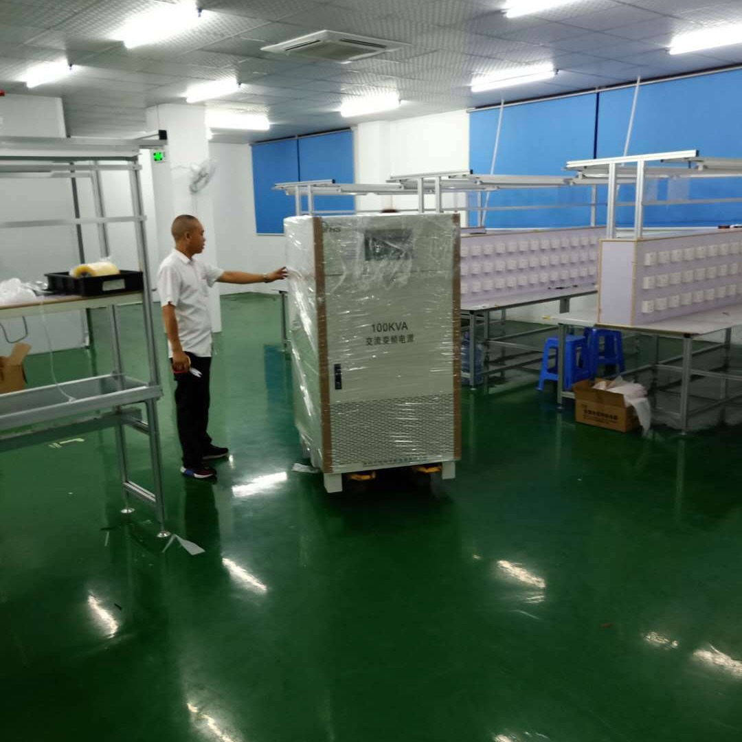 100KVA��Ƶ��Դ������ݸл�ڿͻ��ֳ������Ե紵��Ͳ