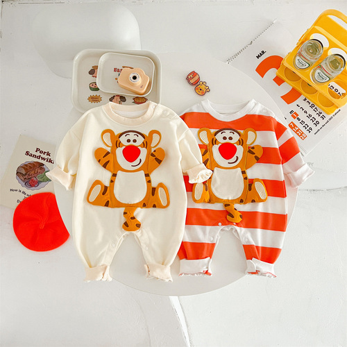 Cute tiger striped onesie for babies in autumn, suitable for 0-2 year old boys and girls, fashionable track pants.