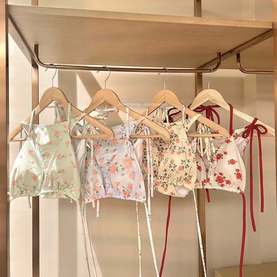 時尚簡約風碎花少女甜美小香風繫繩大小胸比基尼bikini分體游泳衣