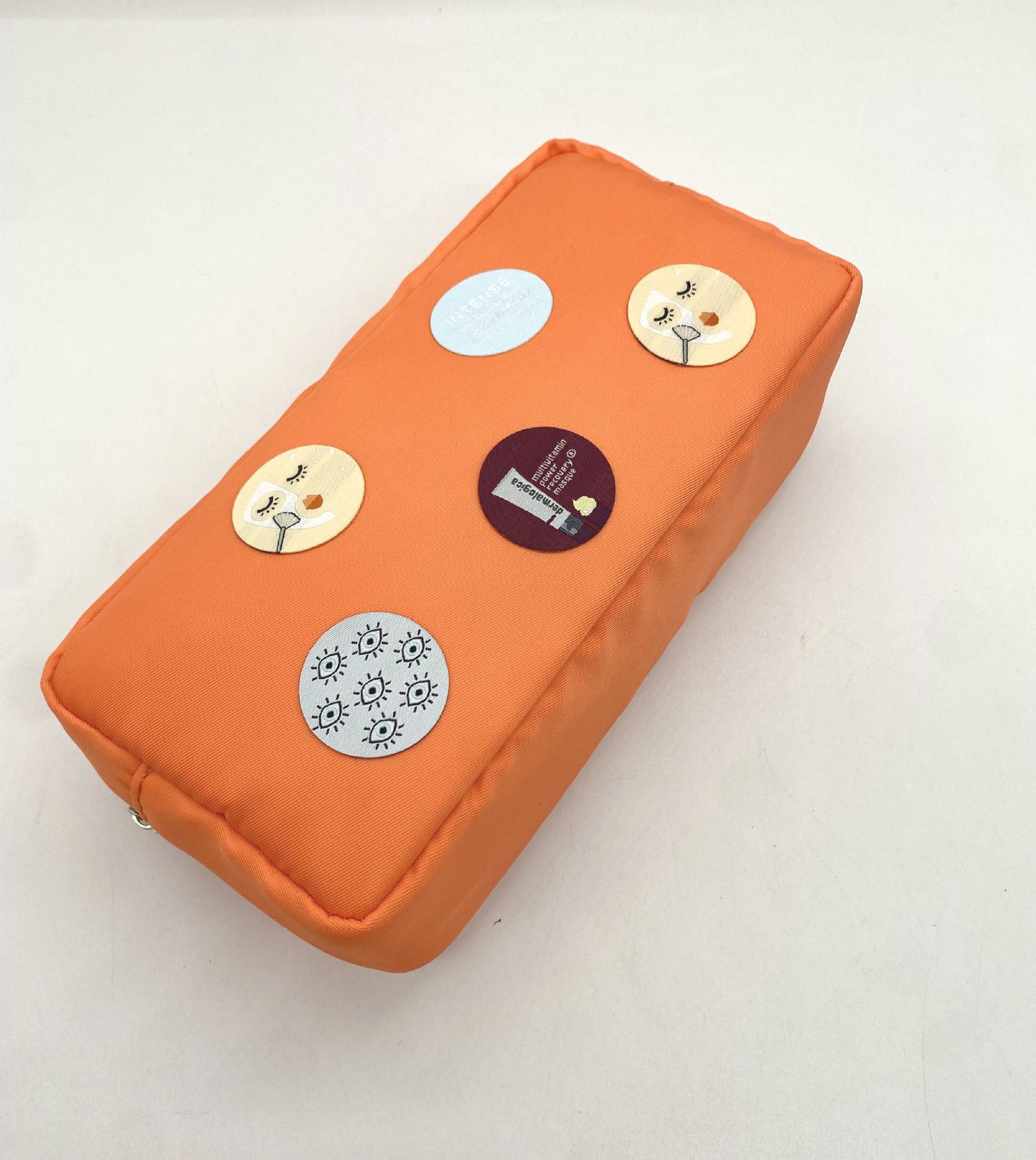 ���Ʒ�ˮ��ױ�����������л�ױ��������ˮ���пɰ���ױ�� DIY����