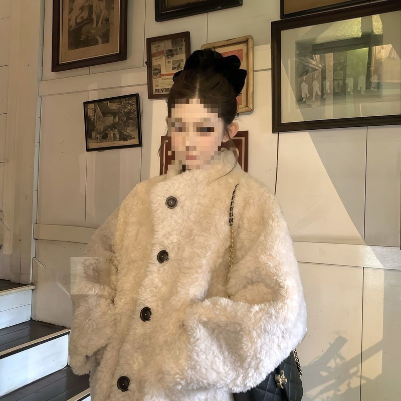 Autumn and Winter New Style Dopamine-Inspired Thick Faux Lamb Wool Long Coat, Warm Trendy Black Thin Coat Autumn and Winter New Style Dopamine-Inspired Thick Faux Lamb Wool Long Coat, Warm Trendy Black Thin Coat