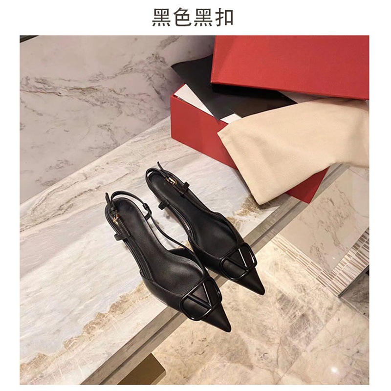 Hong Kong zapatos de tacón alto para mujeres 2025 verano nuevo punto desnudo zapatos de tacón delgado nicho francés sandalias de cabeza