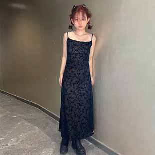 �W���͹ł���С�黨�W��ƴ�ӵ���ȹ��������LС���Ը��L���B��ȹ