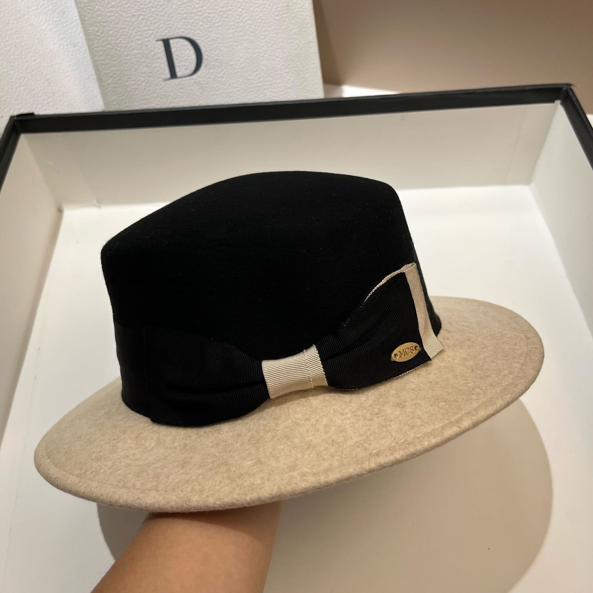 Chapeau haut de forme plat en pure laine de couleur contrastante avec nœud automne et hiver nouveau chapeau de célébrité Hepburn chapeau de jazz britannique_voghion.com