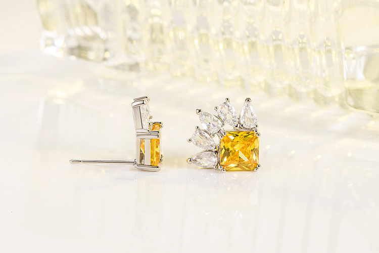 Fashion Geometric Copper Ear Studs Inlay Zircon Copper Earrings 1 Pair