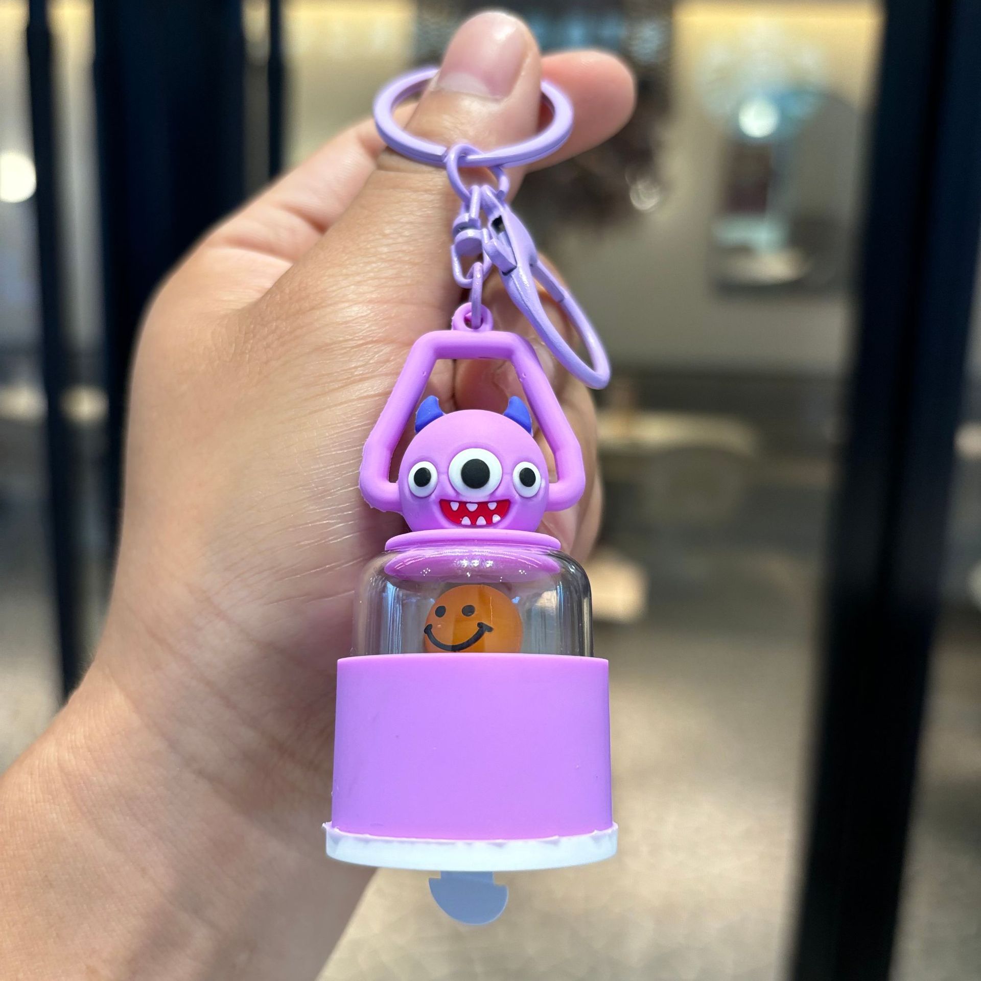 Transfronterizo Kapibara iluminación llavero Kullomi llavero muñeca pequeño beaver colgante colgante