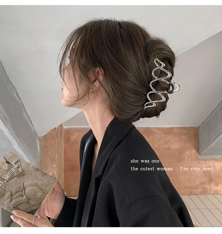 30g Weight Hair Claws Hair Accessories Type 1 Piece Quantity Daily, Street Occasion Alloy Material Geometric Pattern Women's Gender Plating Design IG Style Style Women's Ig Style Geometric Alloy Plating Hair Claws 3