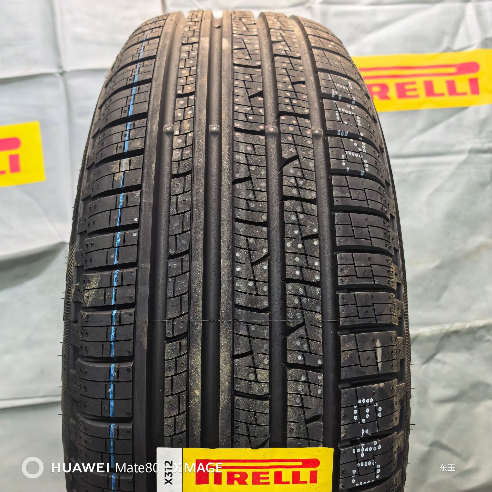 Pirelli 225/60-18 235/55-19 Scorpion Visa Verde-A/S