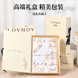 �p��ɣ�Q�z˯��520���˹�������Ů���|�ۋ������պ��A�Y���b�Ҿ�