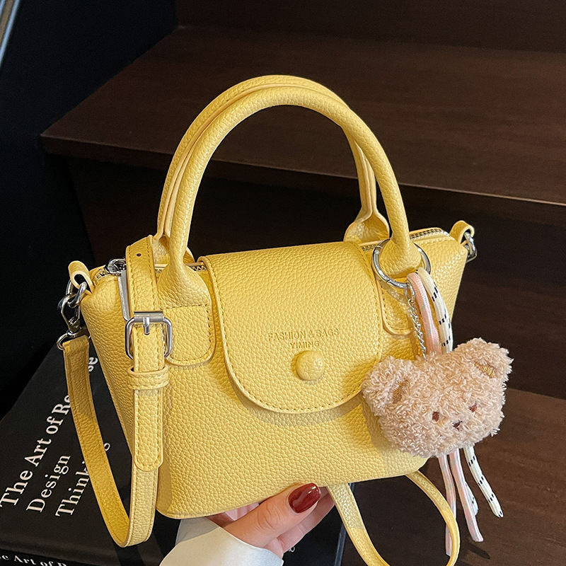 Spring and Summer New Fashion Litchi Texture Handbag, Feminine, Versatile and Western Style Commuter Crossbody Bag