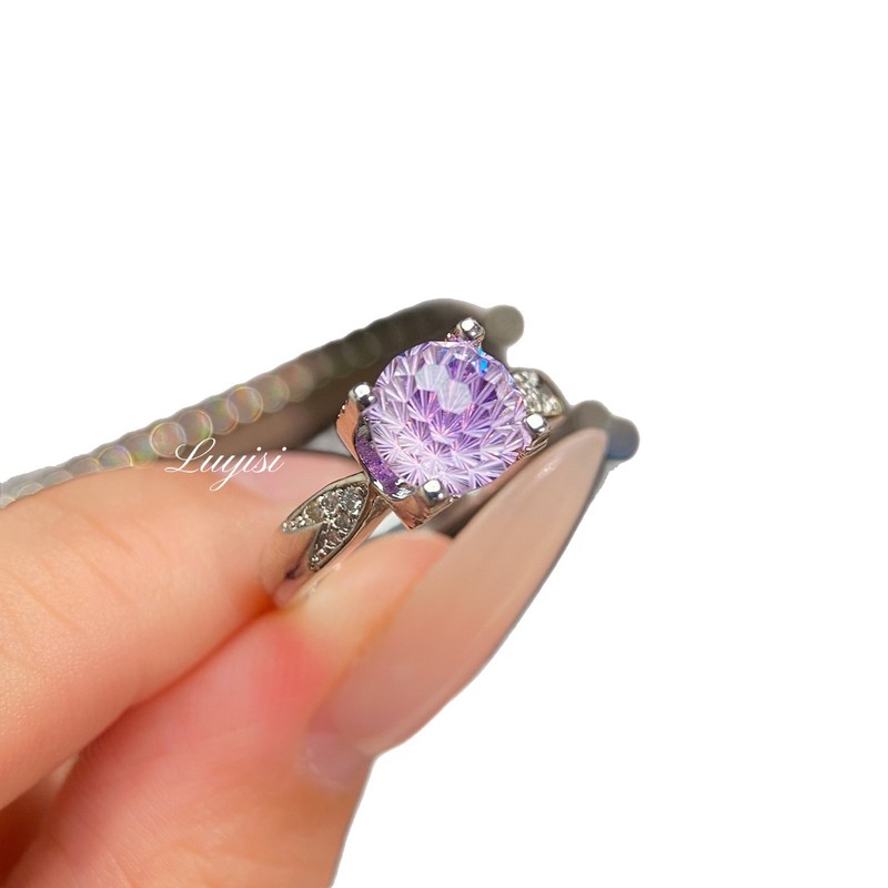 ファッショナブルなフラッシュパライバ花火カットリング女性用ハイエンド象嵌高炭素ダイヤモンドアゲハタウルスダイヤモンドリング卸売|undefined
