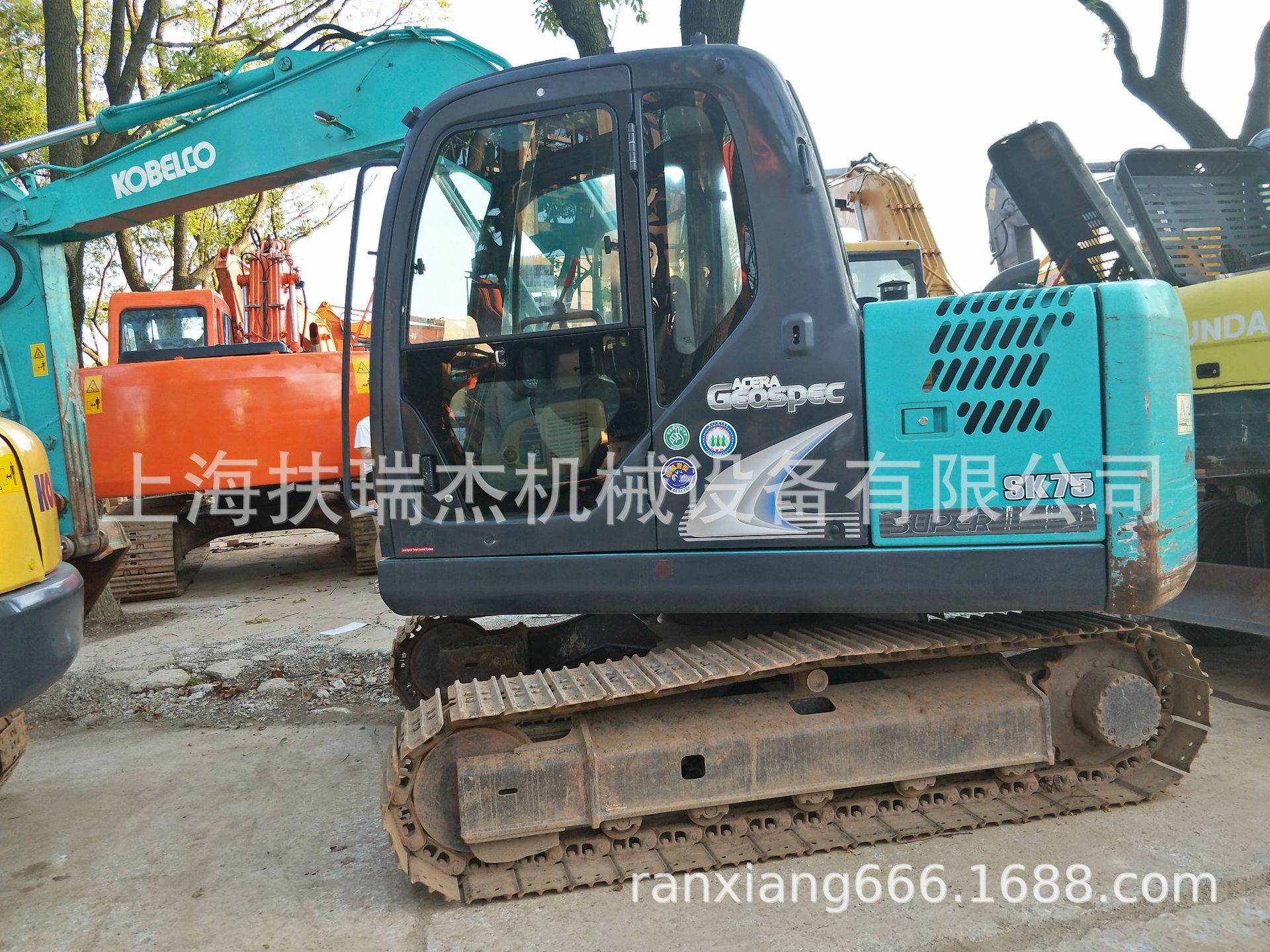 二手KOBELCO神钢SK75挖掘机神钢7吨钩机