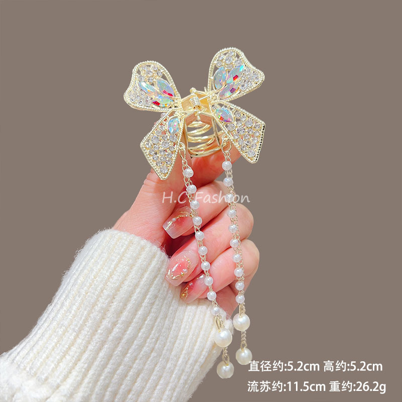 크리스탈 나비넥타이