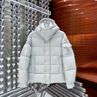 m+���F����q�޷���Hͬ������e�A�����װٴ��90�����q���l