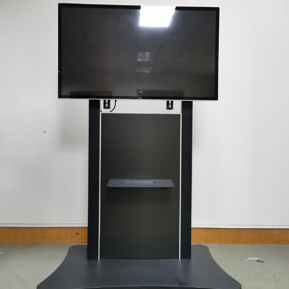 供应各种钣金机箱机柜焊机配电柜广告机外壳工控设备清洗机