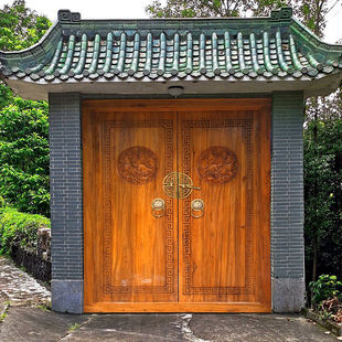 厂家批发别墅大门复古刻农村老式门老榆木中式仿古双开进户庭院-阿里巴巴