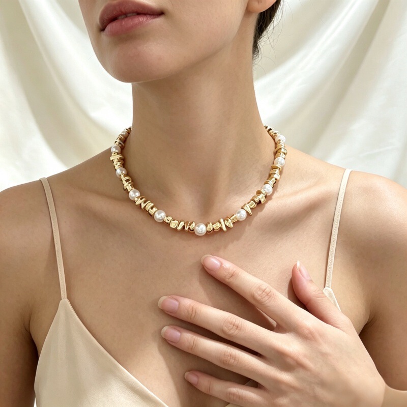 European and American cross-border jewelry, unique and versatile, silver and pearl necklace, bohemian style, niche high-end necklace European and American cross-border jewelry, unique and versatile, silver and pearl necklace, bohemian style, niche high-end necklace