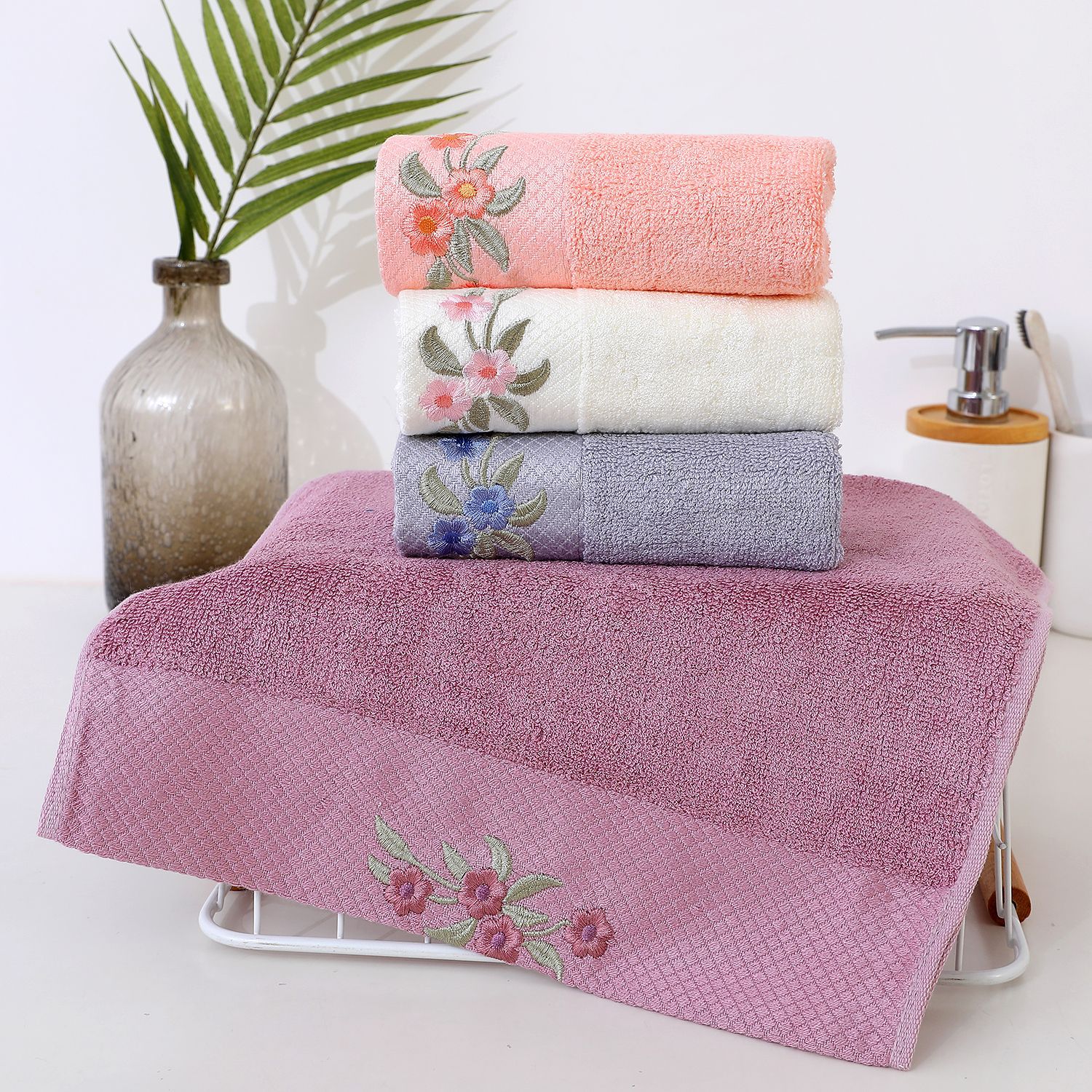 Thickened Embroidered Absorbent Bamboo Fiber With Peony Pattern, Adult Face Wash Towel, Wholesale Gift Towel_voghion.com