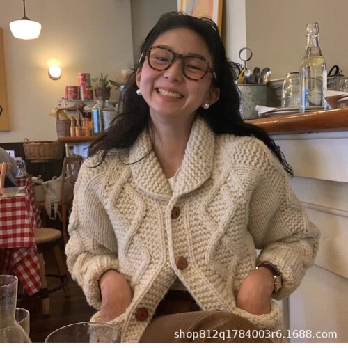 High-end fever same style 925 silver round earrings with strong light and colorful retro style Shijia crystal large pearl earrings