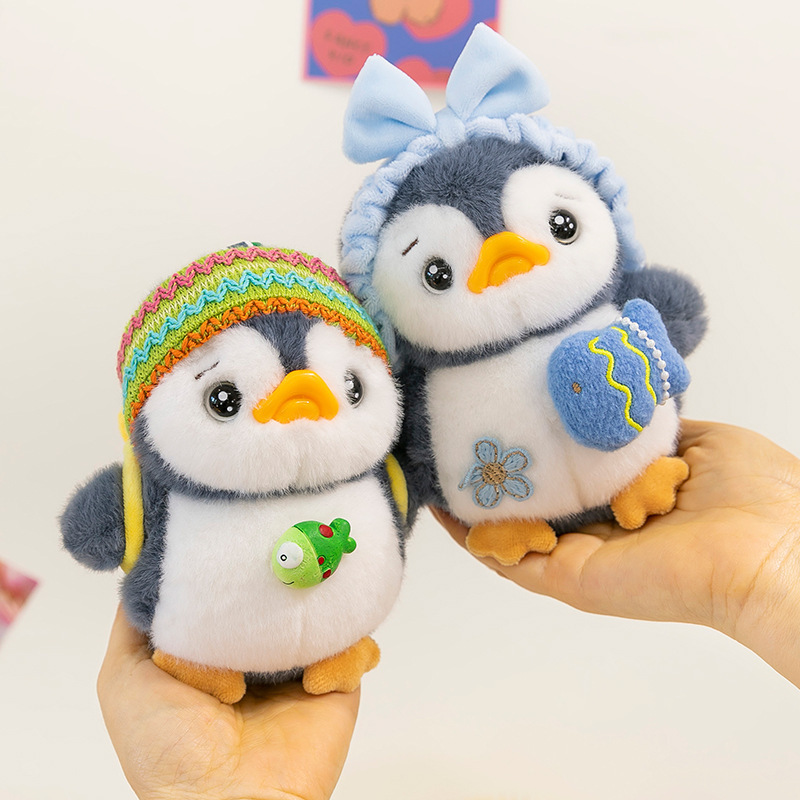 かわいい帽子をかぶったペンギンのぬいぐるみペンダント、可愛いキャラクターの漫画風バッグ飾り、キーホルダー、ミニサイズの卸売|undefined