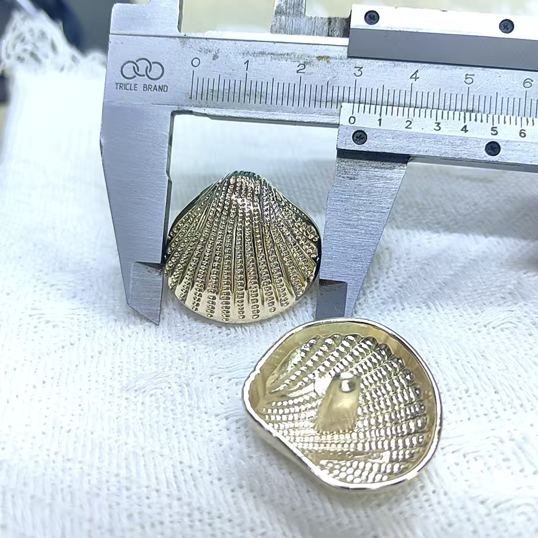 Imitation Shell Alloy Large Buckle