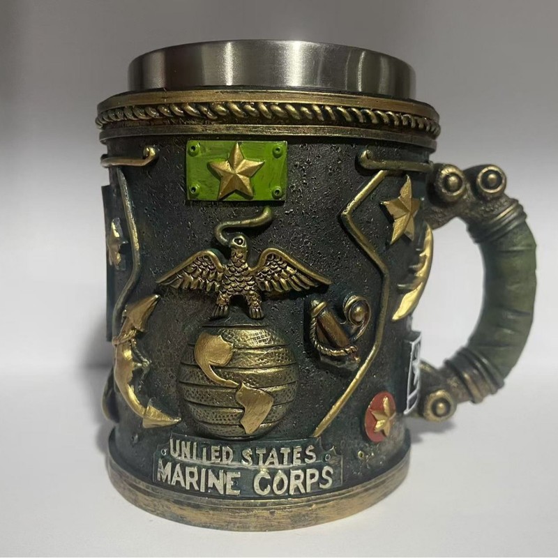 国境を越えた人気商品 ジョーズ50周年記念マグカップ ホホジロザメマグカップ マッスルビールカップ|undefined