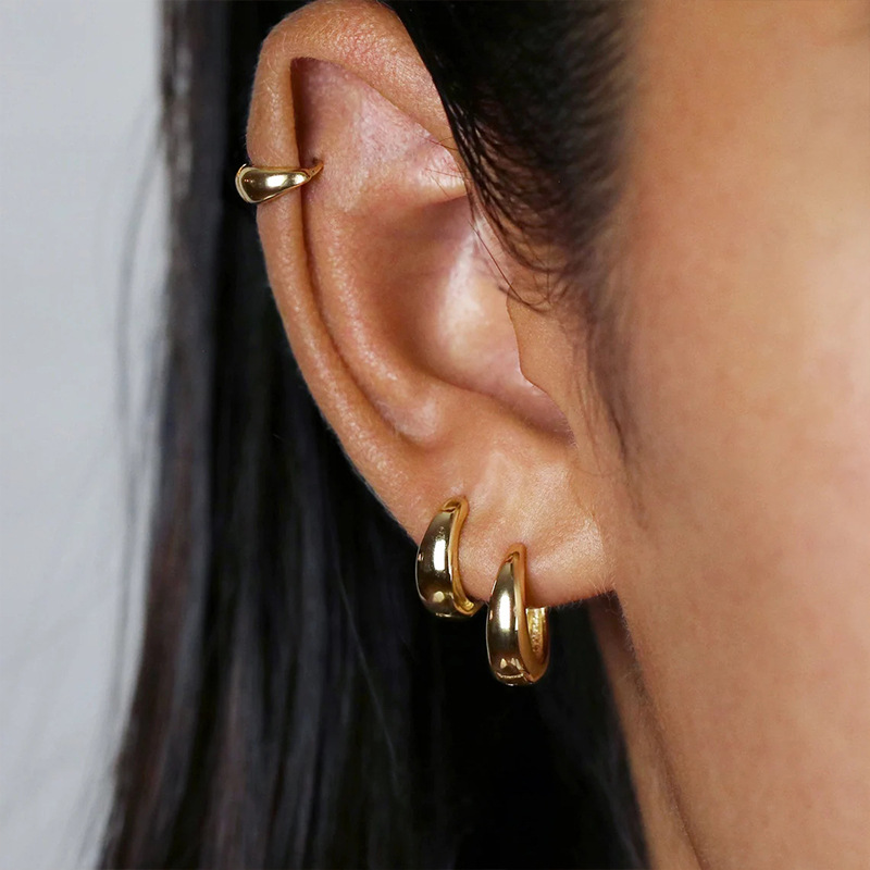 Holiday, Daily Occasion 1 Piece 925 Sterling Silver Solid Color Earrings