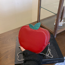 新款网红可爱水果包2025森系甜美少女时尚个性苹果造型单肩斜挎包