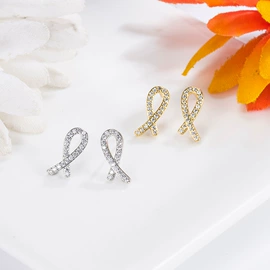 耳钉;项链;戒指